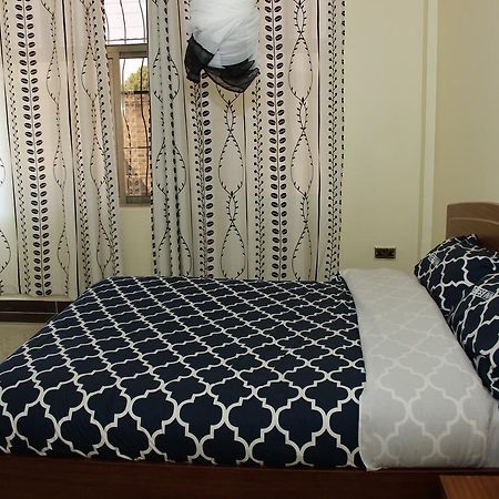 Gees Inn Nakuru Buitenkant foto
